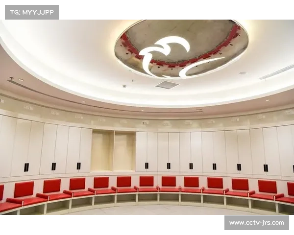 更衣室战术板曝光，海港重点部署定位球