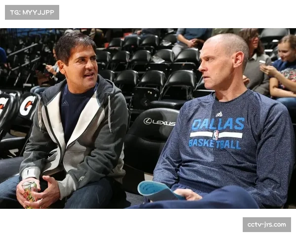 东契奇带伤出战独行侠,腿部剧痛影响突破效率